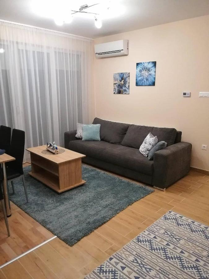 Olga Apartman Segedyn Zewnętrze zdjęcie